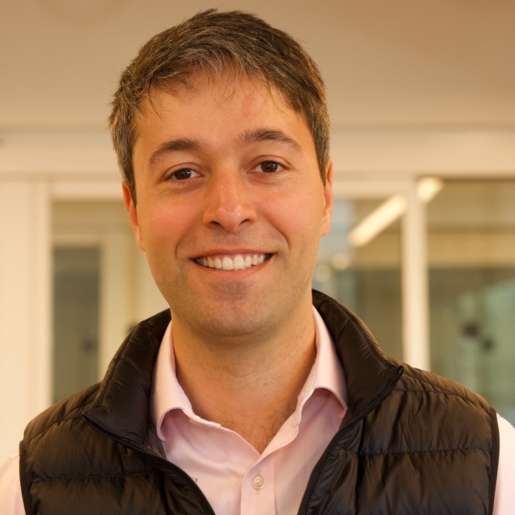 Was a product owner of BCG’s supply chain optimization product, built optimizers for manufacturing and retail. Background in computer science.